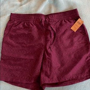 Duluth Trading Co Go-Go 7” short size L